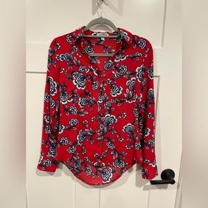 SUPER FUN RED FLORAL EXPRESS TOP SIZE XS LIKE NEW